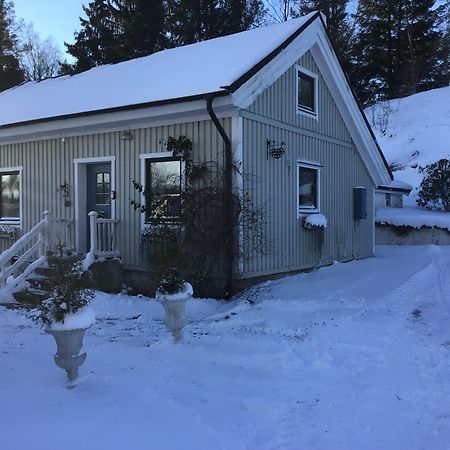 AirbnbEkåsberg Olofstorp Eksteriør billede