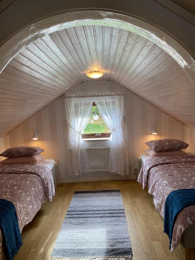 AirbnbEkåsberg Olofstorp Eksteriør billede