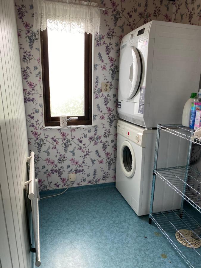 AirbnbEkåsberg Olofstorp Eksteriør billede