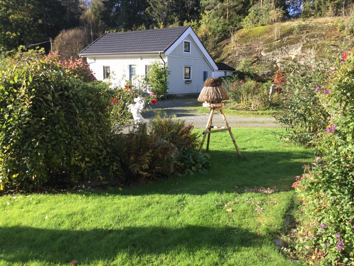 AirbnbEkåsberg Olofstorp Eksteriør billede